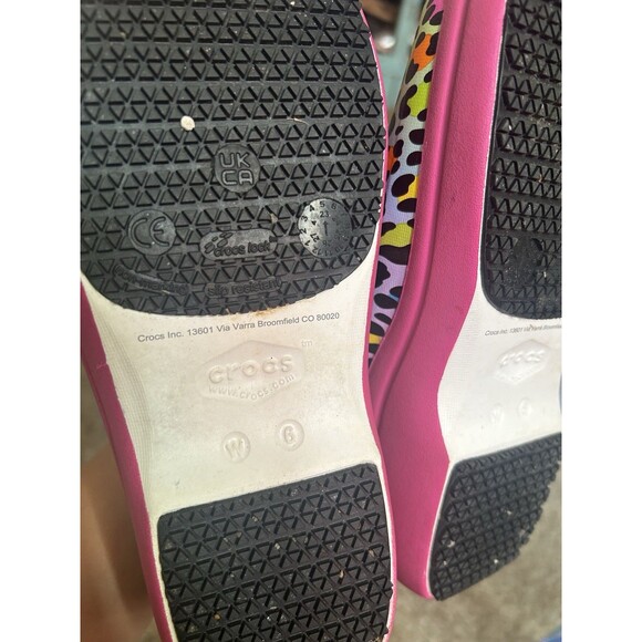 Lisa Frank Women Sz 6 Crocs Neria Pro II Clogs Pink Multi Cheetah Print Workwear - Picture 4 of 11